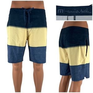 Travis Mathew Mens 33 Blue Yellow Swim Trunks Shorts Board Surf Color lock EUC